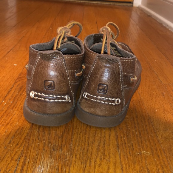 Sperry’s Docksider Genuine leather Ankle Height Boat Shoe - Picture 3 of 8